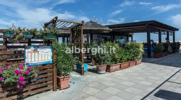 Ingresso nella nostra spiaggia