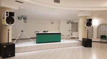 Salle de conférence équipée
