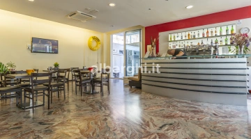 Hôtel-bar