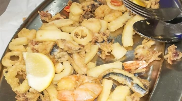Meeresfrüchte braten