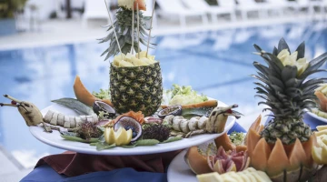 Apéritifs musicaux au bord de la piscine
