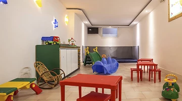 Animations, mini club et baby-sitting à l&#39;hôtel et sur la plage