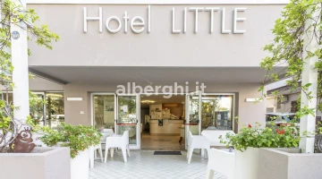 Hotel Little