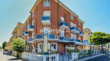 Hotel L&V
