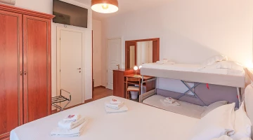 Superior-Plus-Vierbettzimmer