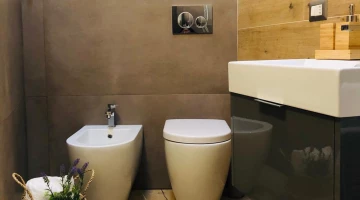 Privates Badezimmer mit Bidet