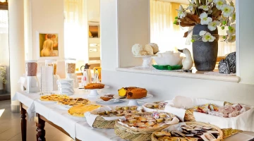 Petit-déjeuner buffet