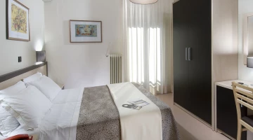 Doppelzimmer mit Balkon