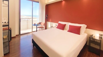 PianoB Breakfast Hotel & Bar