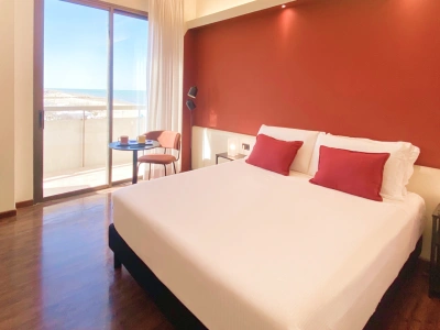 PianoB Breakfast Hotel & Bar