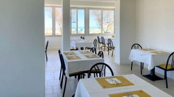 Tavoli apparecchiati