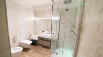 Bathroom with shower box