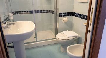 Bathroom with shower box