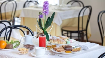 Colazione al tavolo