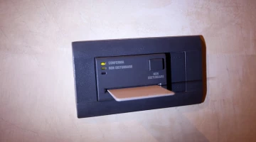 Ingresso stanza con scheda
