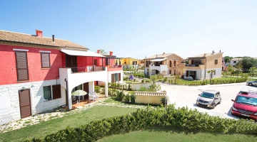 Eingang zum Adam and Eve Resort