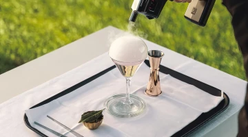 Barservice am Pool