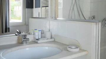 Bagno privato con box doccia