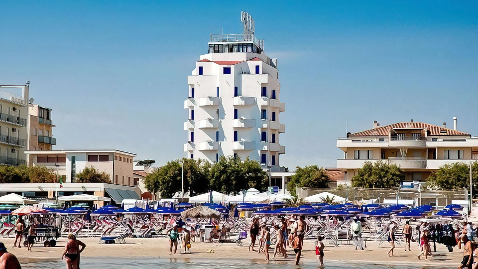 Hotel sea front location