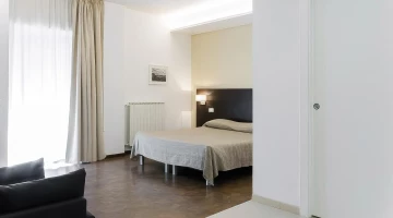 Large double bedroom