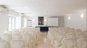 Sala meeting attrezzata