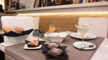 Colazione al tavolo