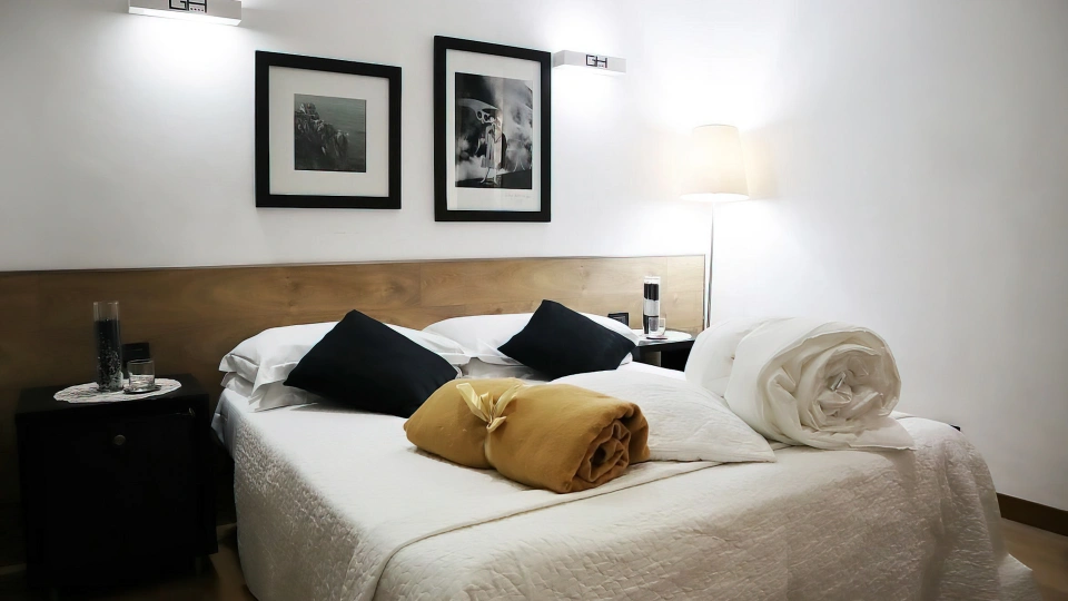 Zimmer mit Doppelbett