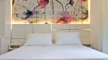 Poppies Room