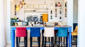 Internal bar