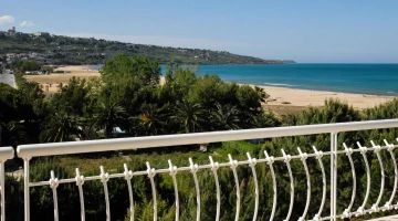 Balcons avec vue sur la mer