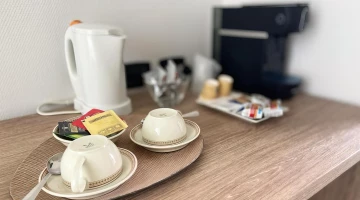 What you need for a quick breakfast in your room