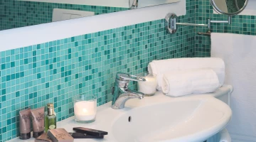 Bathroom with courtesy set