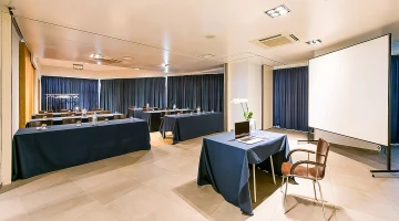 Chambre Cascella avec agencement de bureau d&#39;école
