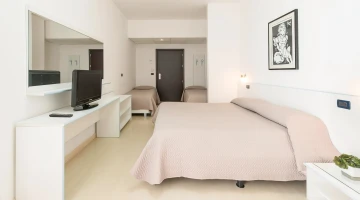 Chambre quadruple classique