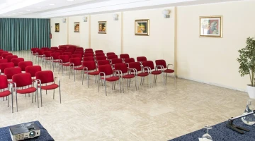 Salle de réunion équipée