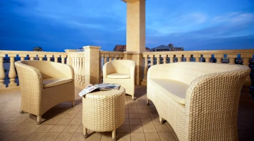 Möblierte Terrasse