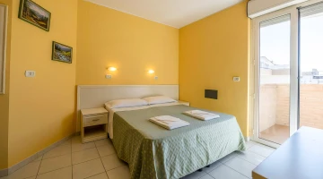 Chambre double avec balcon