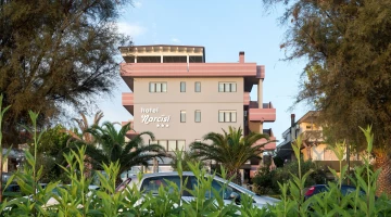 Facciata esterna dell'hotel