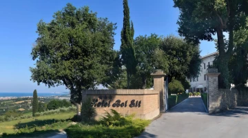 Ingresso dell'hotel