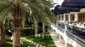 Garten und Restaurantterrasse