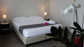 Moderne Einrichtung im Zimmer