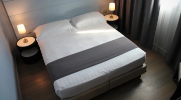 Zimmer mit Doppelbett