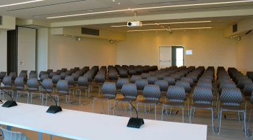 Besprechungsraum mit Tageslicht