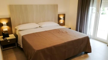 Doppelzimmer mit Balkon