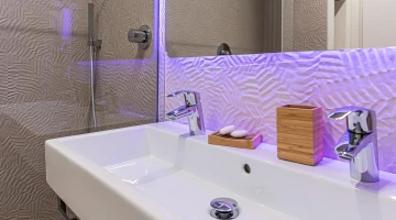 Pflegeset im Badezimmer