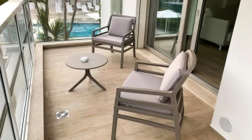 Ausgestatteter Balkon