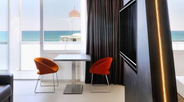 Suite with balcony