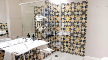 Private services with designer decorations