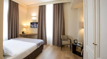 Chambre double de luxe avec TV et bureau
