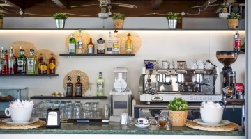 Outdoor bar